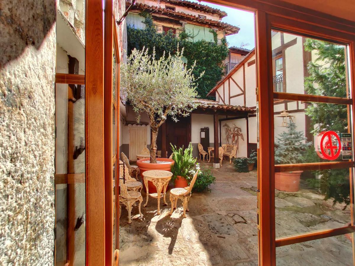Posada Restaurante Casa De La Sal Candelario Exterior foto